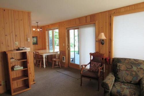Crispin Home