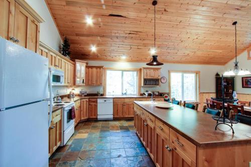White Bark Cabin