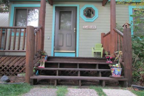Lake Street Cottage
