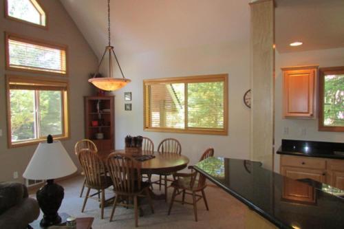 Bitterroot Hideaway