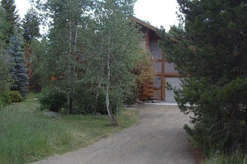 Pinedale Cabin
