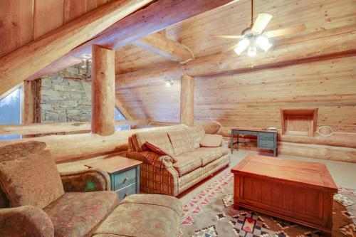 Lake Fork Lodge