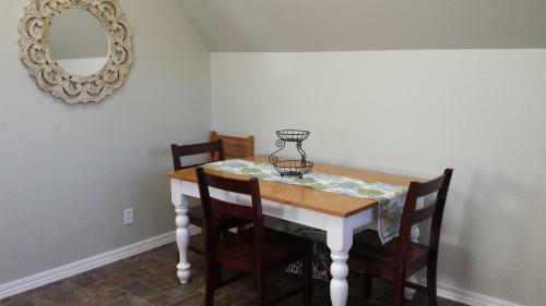 Azalea Haven One Bedroom