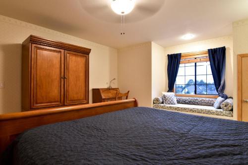 Four Bedroom Estate