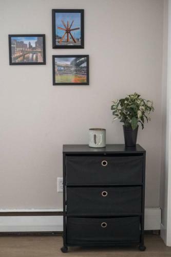 North Farwell Apartment