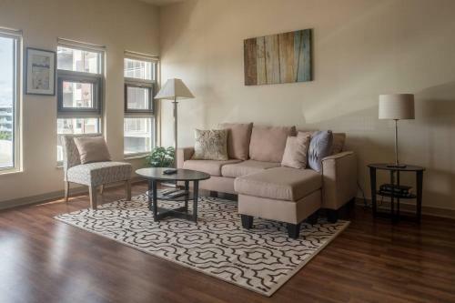 One Bedroom Apartment With Parking
