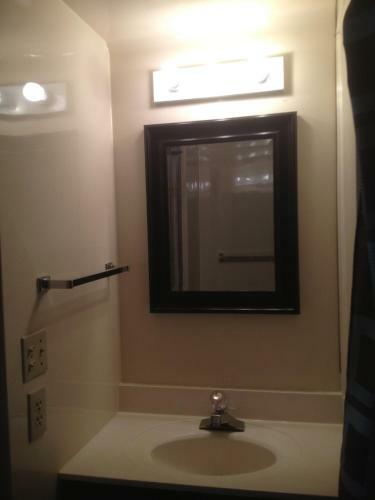 Lake Myers Lakeside Villa 24