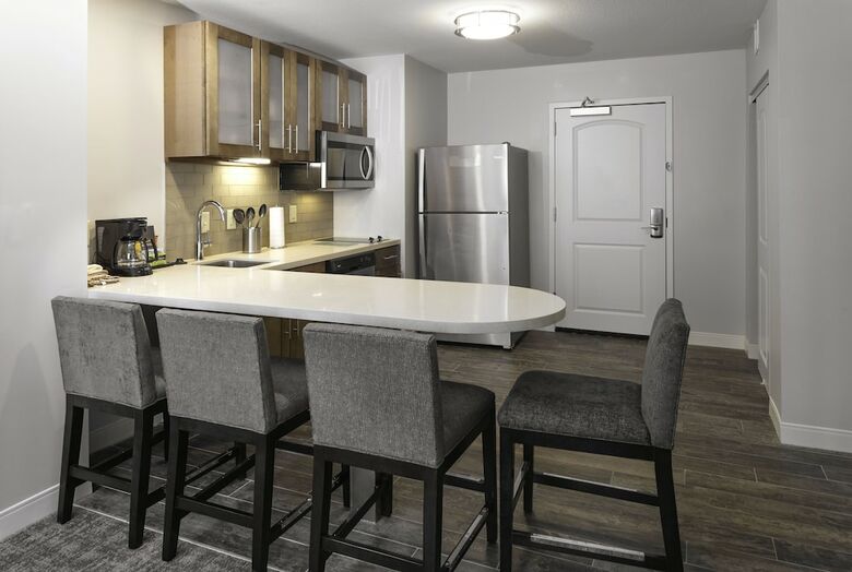 Hotel Staybridge Suites Montgomery - Downtown