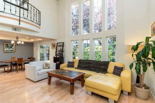 Apartamento Spacious 3br, Gourmet Kitchen, Quiet Neigh.