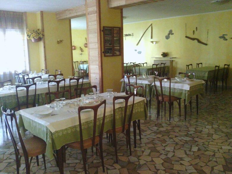 Hotel Holiday Debili