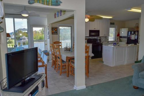 Apartamento Waterway Landing 214c Condo