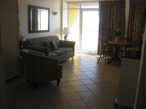 Apartamento Atlantica I # 402 Condo