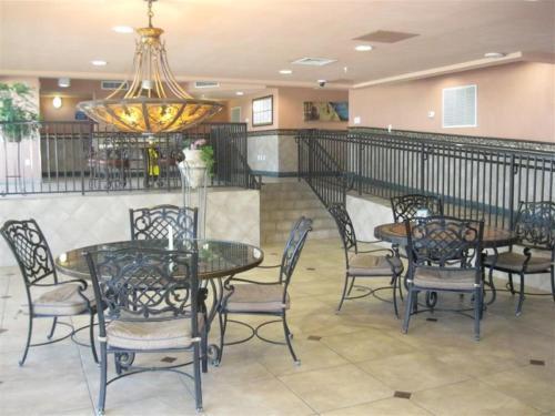 Apartamento Atlantica I # 402 Condo