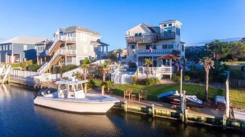 The Blue Moon At Old Nags Head Cove By Kees Vacations