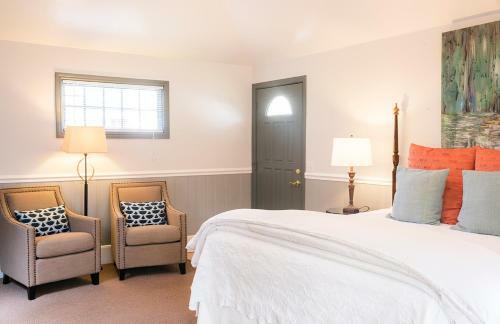 Bed & Breakfast 1801 First Luxury Inn
