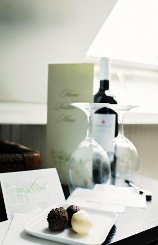 Bed & Breakfast 1801 First Luxury Inn