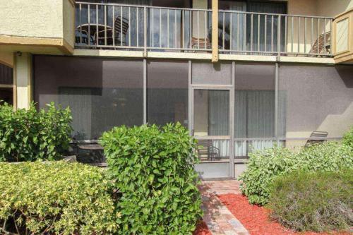 Park Shore Resort, 1st Floor, Bldg.i, End Unit