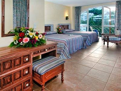 Real Bananas Hotel & Villas
