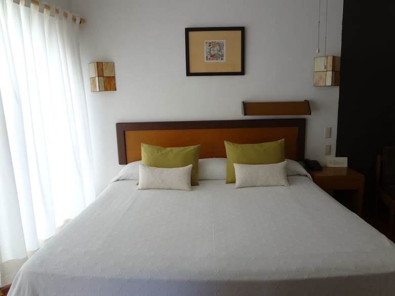 Hotel Ilebal