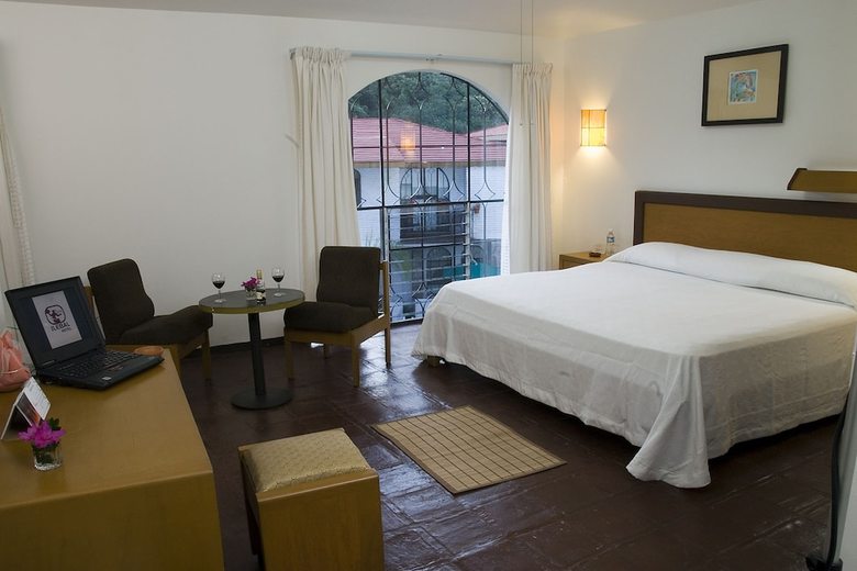 Hotel Ilebal