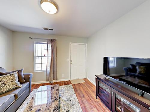 4th Ave South Apartment Apts