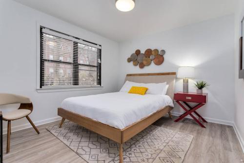 Nine-bedroom Apartment E