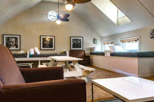 Hostal The Nash Guest House