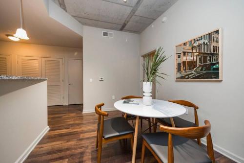 Penthouse Apartment At Elliston Place
