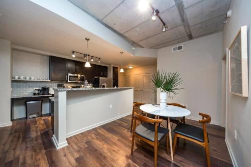 Penthouse Apartment At Elliston Place