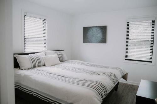 Apartamento Mid Modern Downtown Condo #19
