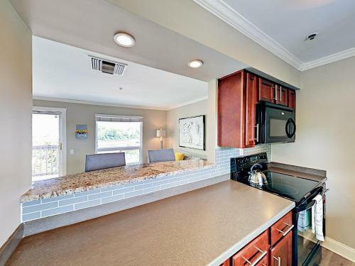 Apartamento 1074 1st Avenue N Condo