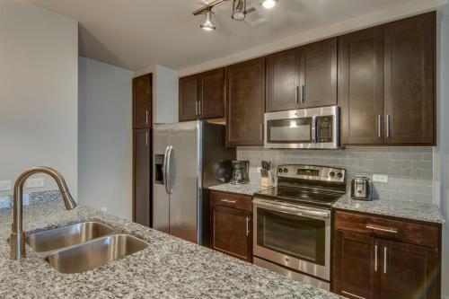 Dormigo Elliston Apartment 8