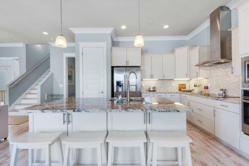 Bay Side Retreat Home