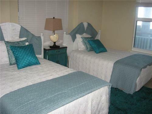 Beach Colony West 8b Home