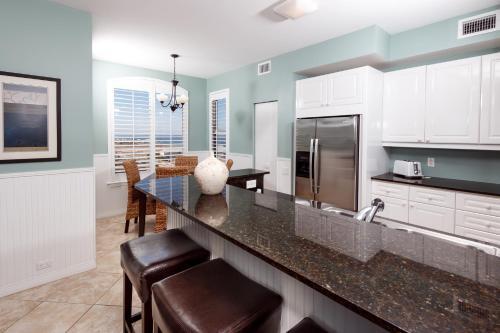 Beach Colony Resort West 11f