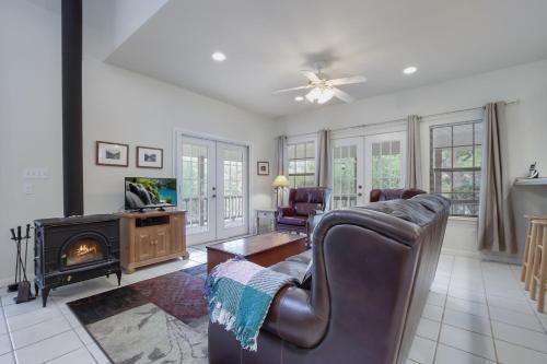 Guadalupe River Rock Retreat 9740 Home