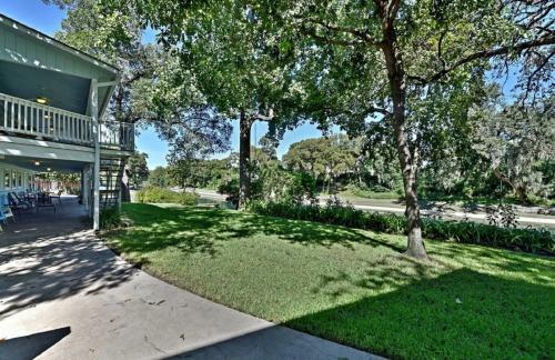 Comal River Cottages 415