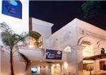 Clara Luna Hotel