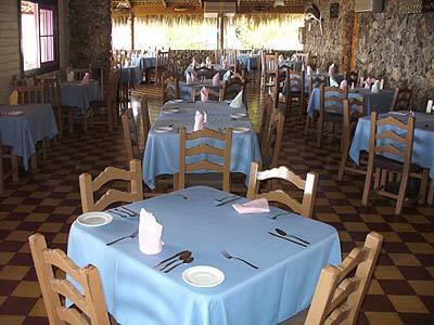 Hotel Oasis