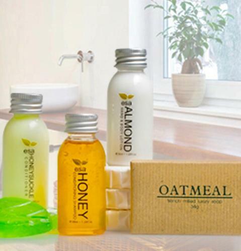 Walking Distance To Beach And Shops
