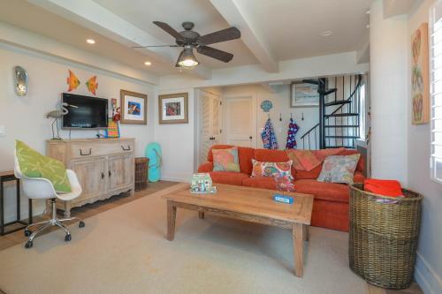 6847s - Atlantic Avenue Home
