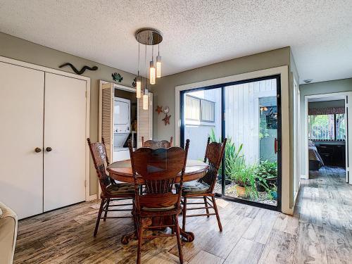 S4410 Sea Woods Villa