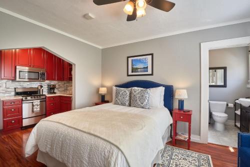 Yamhill Flats: Suite #4
