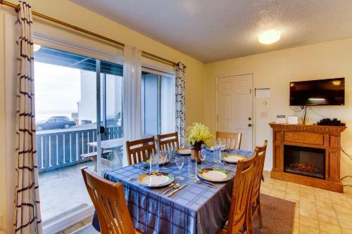 Beach Retreat -- Lower Retreat