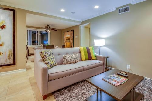 Newport Beach Summer Escape