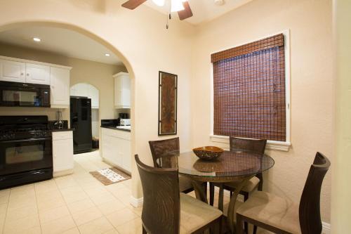 128 39th Street A (68438)
