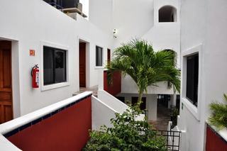 Chac Chi Hotel And Suites