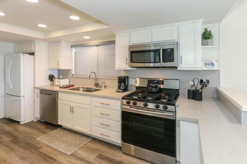 3104 W Ocean Front B (68455)