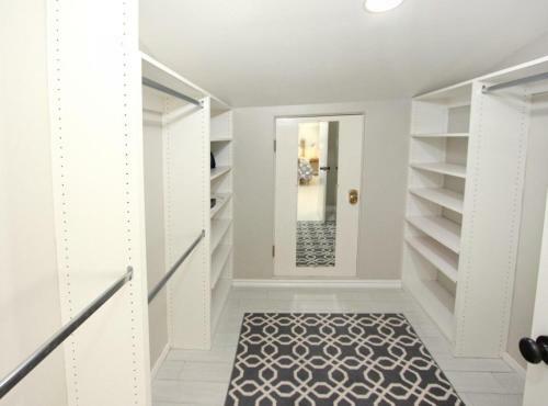 216.5 30th St. (68445)