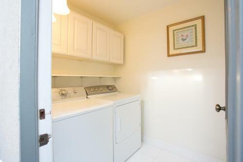 128 39th Street B (68439)